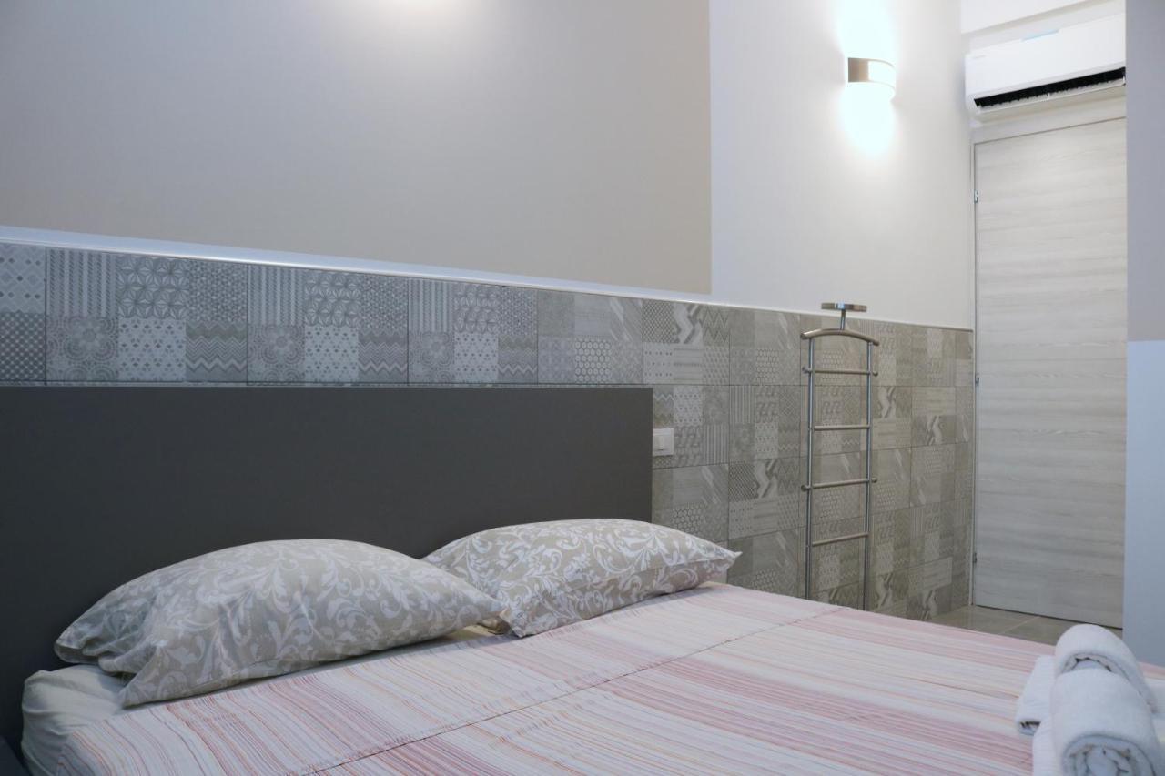 מלון מילאנו Gambara Guests House מראה חיצוני תמונה